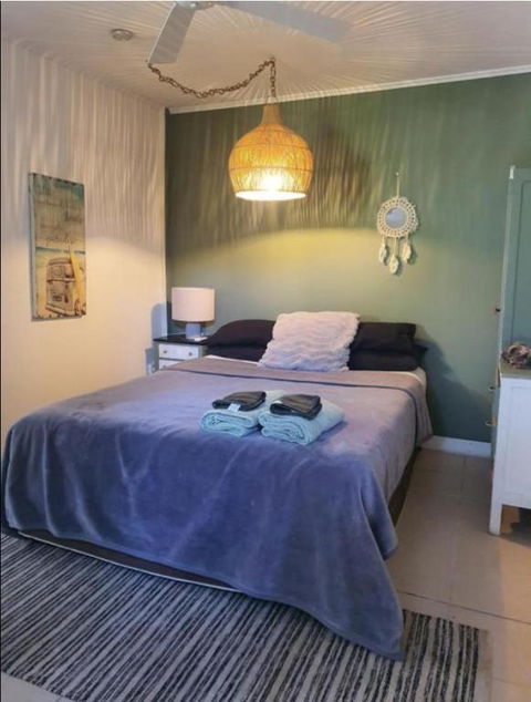 Hidden Garden - Accommodation Main Beach 1