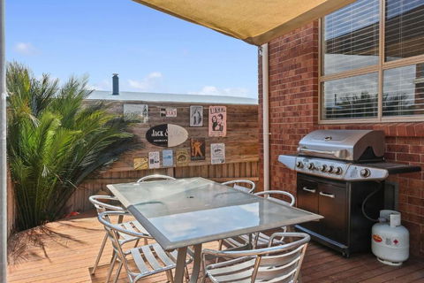 Hidden Gem Bermagui Fishing Friendly Pet Friendly Bermagui - Accommodation Main Beach 1