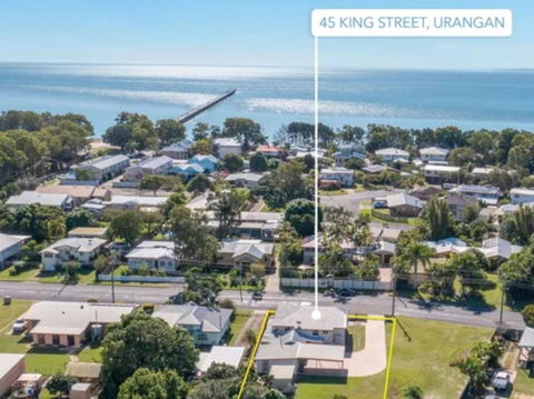 Hideaway On King - Accommodation Main Beach 0