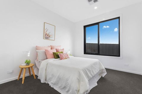 Highton Haven Spacious & Serene - Accommodation Main Beach 3