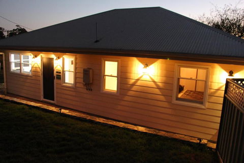 Hill Cottage Hahndorf - Accommodation Main Beach 1