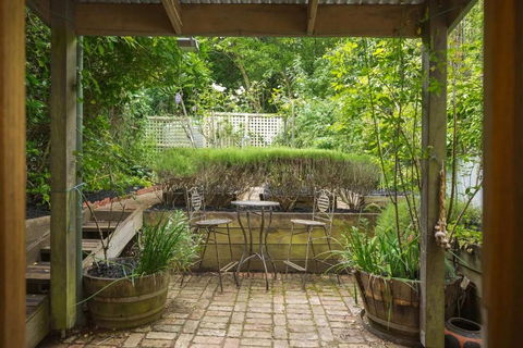 Hill Haven Daylesford - Accommodation Main Beach 2