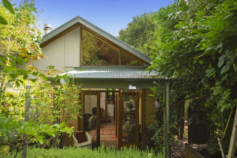 Hill Haven Daylesford - Accommodation Main Beach 1