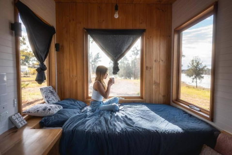 Hill Top Tiny River House - Accommodation Main Beach 0