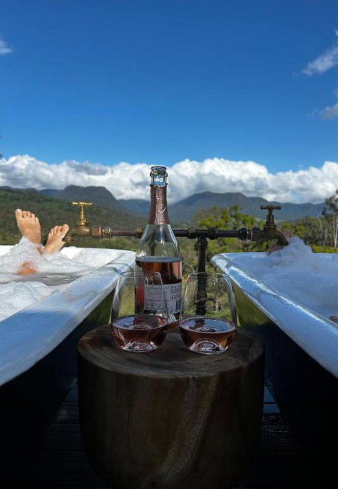 Hilltop Haven Darlington - Accommodation Main Beach 0