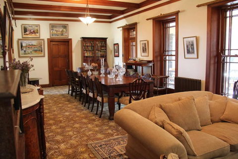 Historic Merryville Homestead - Accommodation Main Beach 2