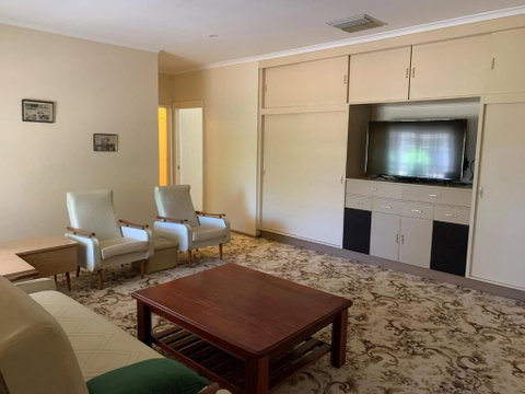 Hockey Manor - Accommodation Main Beach 3