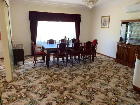 Hockey Manor - Accommodation Main Beach 1