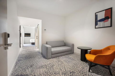 Holiday Inn Dandenong, An IHG Hotel - Accommodation Main Beach 3