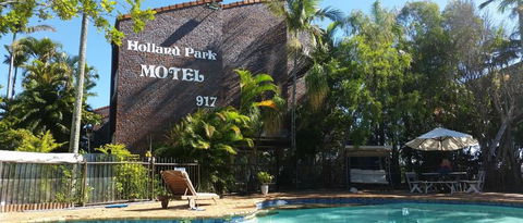 Holland Park Motel - Accommodation Main Beach 2