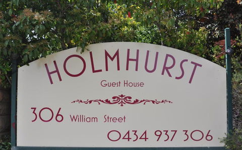 Holmhurst Guest House - Accommodation Main Beach 0