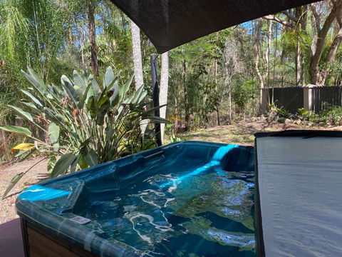 Home Amongst The Gum Trees - Accommodation Main Beach 3