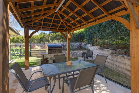 Hinterland Breakfast Deal - First Night! - Accommodation Main Beach 1