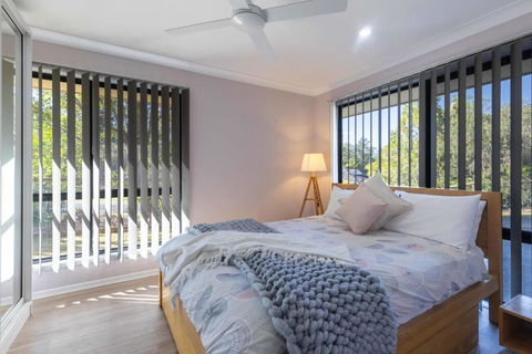 Hinterland Breakfast Deal - First Night! - Accommodation Main Beach 2