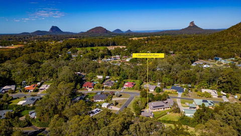 Hinterland Breakfast Deal - First Night! - Accommodation Main Beach 3