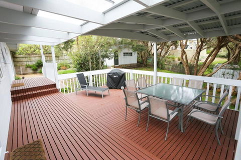 Hot Springs Landing Pad - Accommodation Main Beach 1