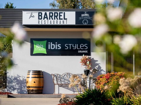 Ibis Styles Orange - Accommodation Main Beach 1