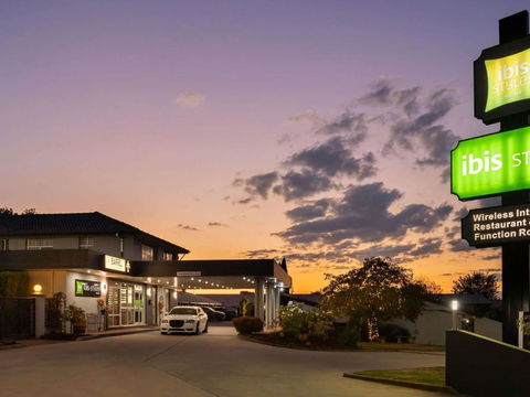 Ibis Styles Orange - Accommodation Main Beach 3