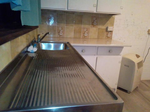 Homestay Upon Kenwick Station - Accommodation Main Beach 1