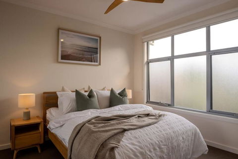 Home In Christies Beach - Accommodation Main Beach 0