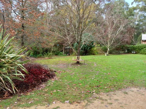 Homefield Cottage Halls Gap - Accommodation Main Beach 2