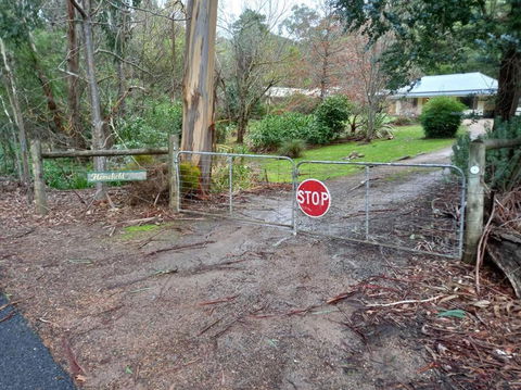 Homefield Cottage Halls Gap - Accommodation Main Beach 3