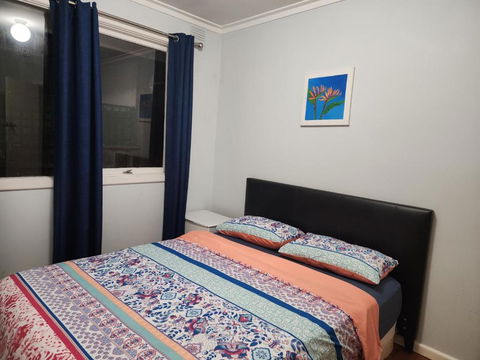 Homestay Near Dandenong Plaza - Accommodation Main Beach 3