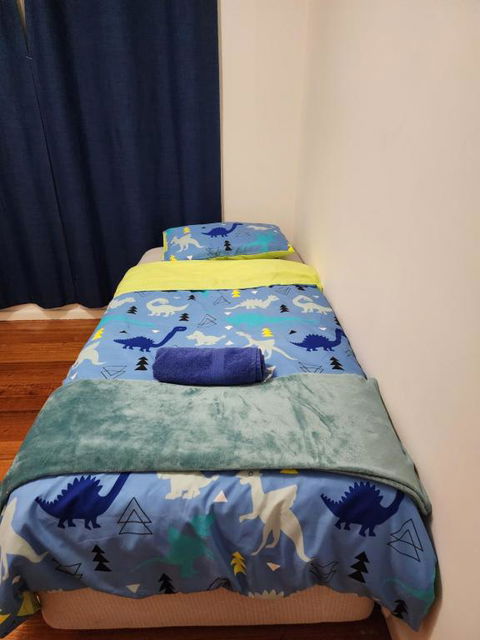 Homestay Near Dandenong Plaza - Accommodation Main Beach 1