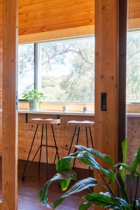 Homestead Loft Retreat Heated Pool, Spa, Basketball Court, Spa Bath In Loft - Accommodation Main Beach 2