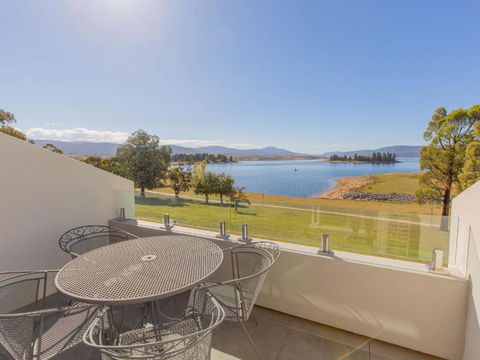 Horizons 321-10 Kosciuszko Road - Accommodation Main Beach 1