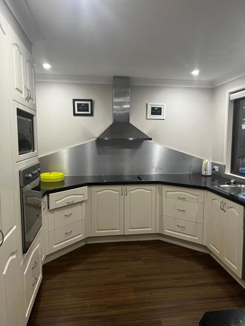 Horsley Gem - Accommodation Main Beach 2