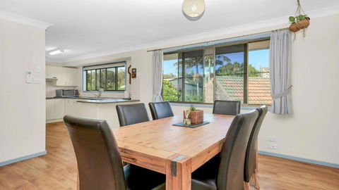 Humble Abode - Accommodation Main Beach 2