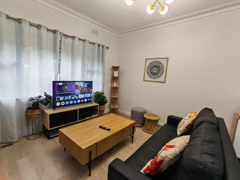 Humble Abode Near Ringwood - Accommodation Main Beach 1