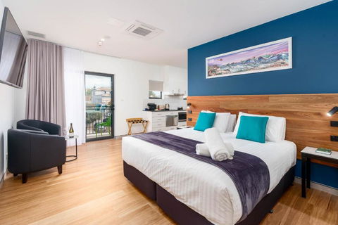 Hunter Studios - Maitland - Accommodation Main Beach 1