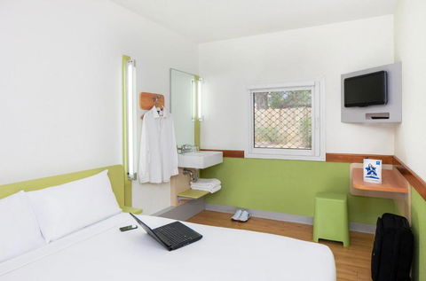 Ibis Budget - Melbourne Airport - Accommodation Main Beach 0