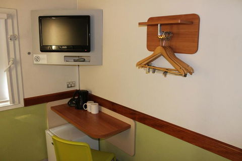 Ibis Budget - Melbourne Airport - Accommodation Main Beach 3