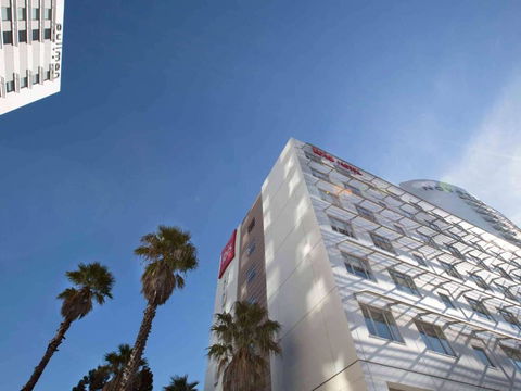 Ibis Sydney Olympic Park - Accommodation Main Beach 3