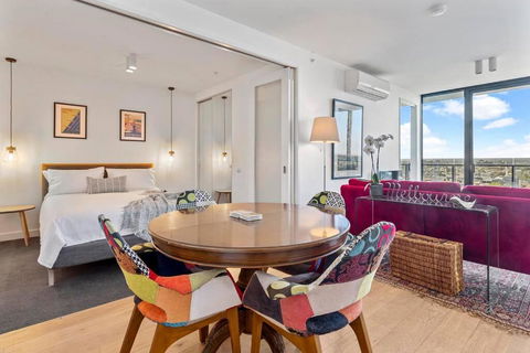 Iconic Melbourne - Accommodation Main Beach 0