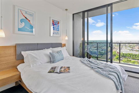 Iconic Melbourne - Accommodation Main Beach 3