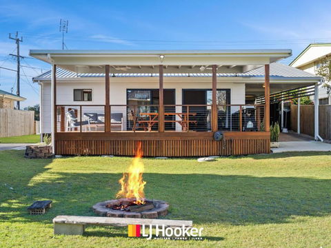 Iluka Calling - Accommodation Main Beach 0