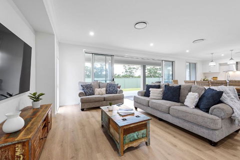 Iluka Coastal Retreat - Accommodation Main Beach 1