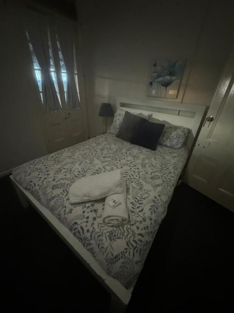 Hotel Koorawatha - Accommodation Main Beach 2