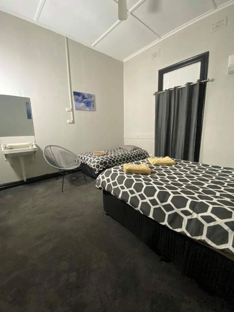 Imperial Hotel Coonabarabran - Accommodation Main Beach 2