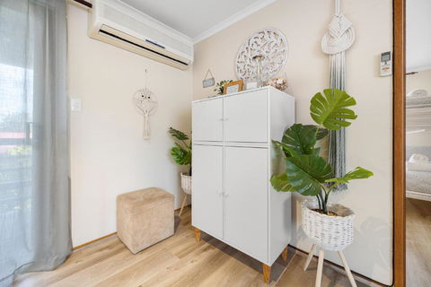 INVERLOCH Beach House - Accommodation Main Beach 2
