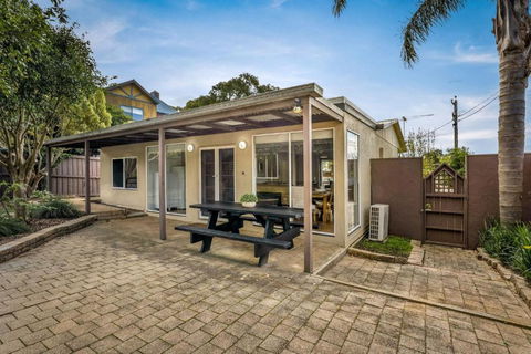 Island Blessing - Accommodation Main Beach 1