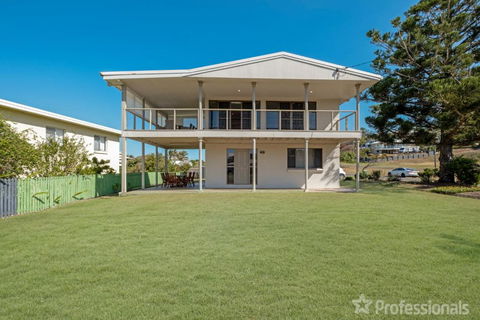 Island Pines - Accommodation Main Beach 0