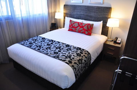 Adina Serviced Apartments Canberra Dickson - Accommodation Main Beach 2