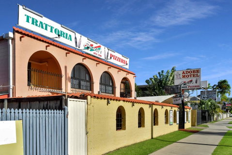 Adobe Motel - Accommodation Main Beach 0