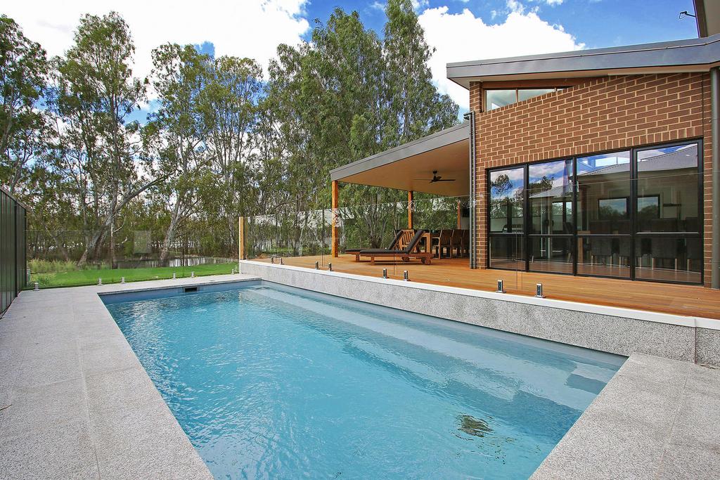 Bundalong VIC Accommodation Main Beach
