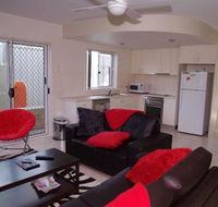 Adrift 5B Scott Street - Accommodation Main Beach
